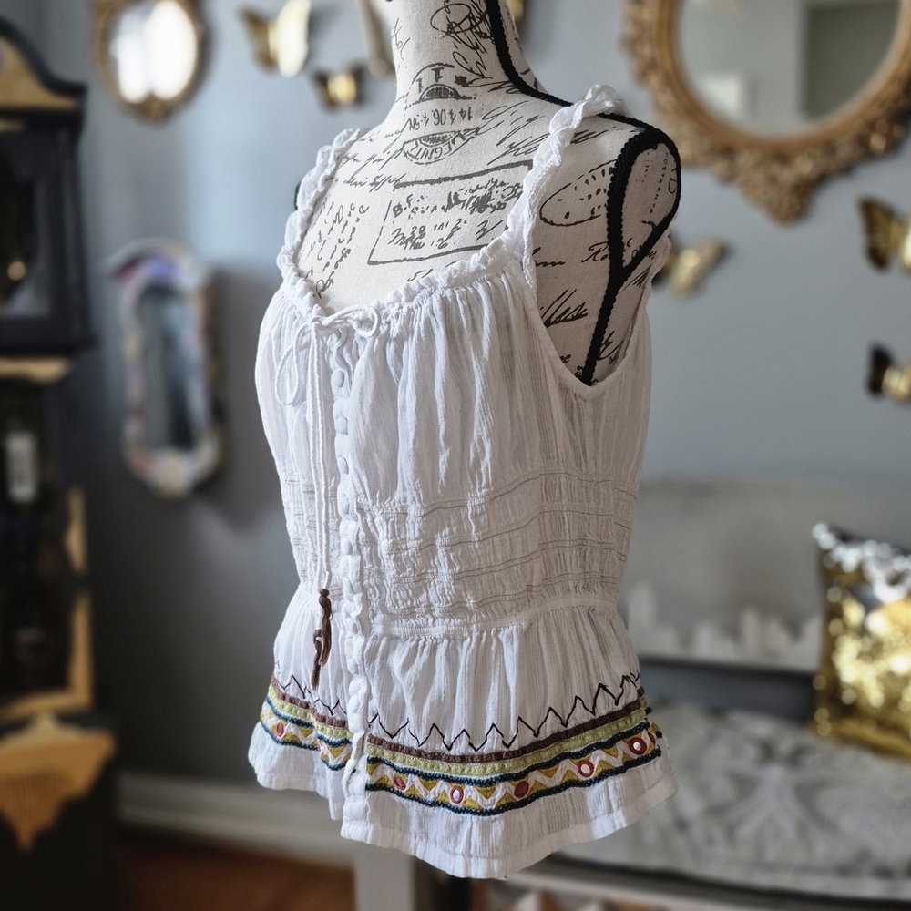 Boho Granola White Embroidered Women's Top Medium - Picture 3 of 9